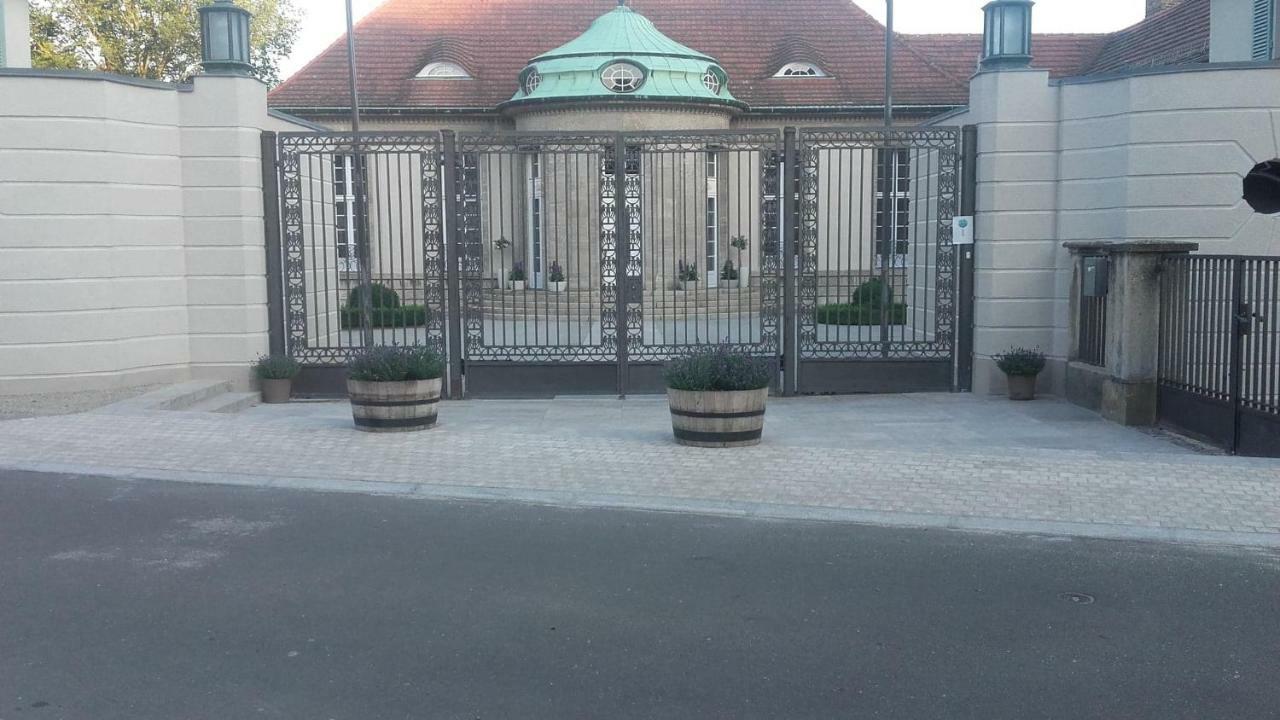 Landhaus Am Jungfernsee Potsdam Exterior photo