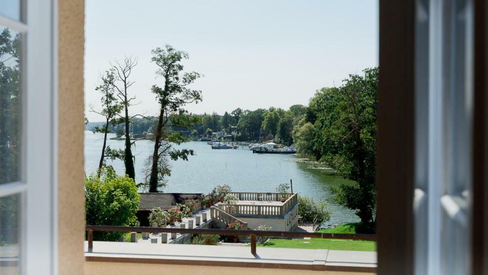 Landhaus Am Jungfernsee Potsdam Exterior photo